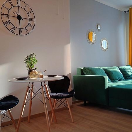 Apartament Em クロスノ エクステリア 写真